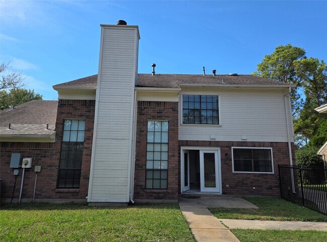 Building Photo - 8715 Rocky Valley Dr