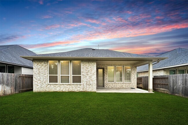Building Photo - 9319 Galloway Wds Trl