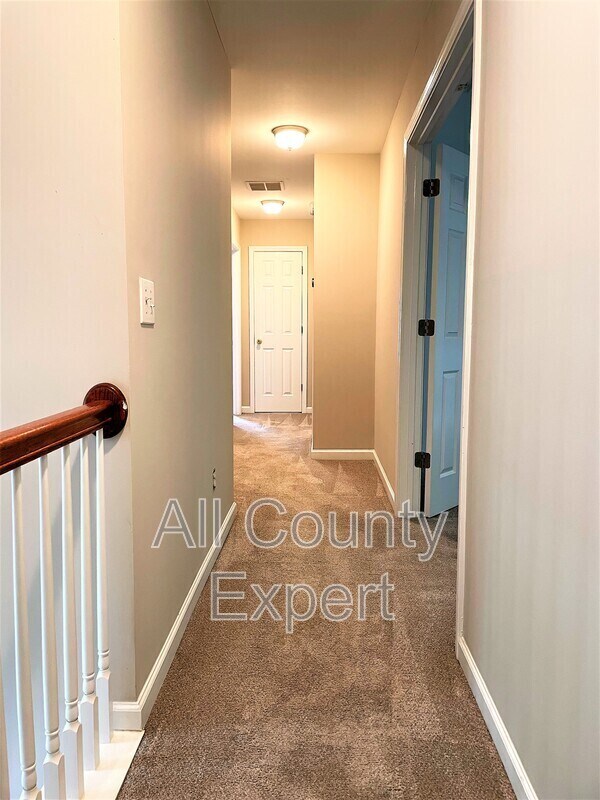 Building Photo - 3045 Spring Field Ct