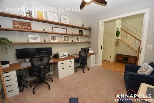 Building Photo - 917 St Martins Loop