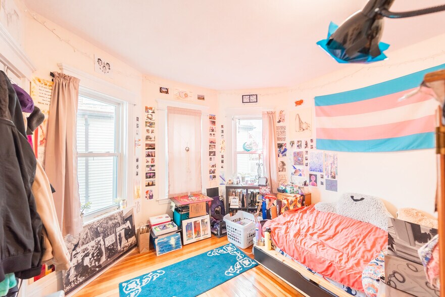 Building Photo - 23 Wisconsin Ave