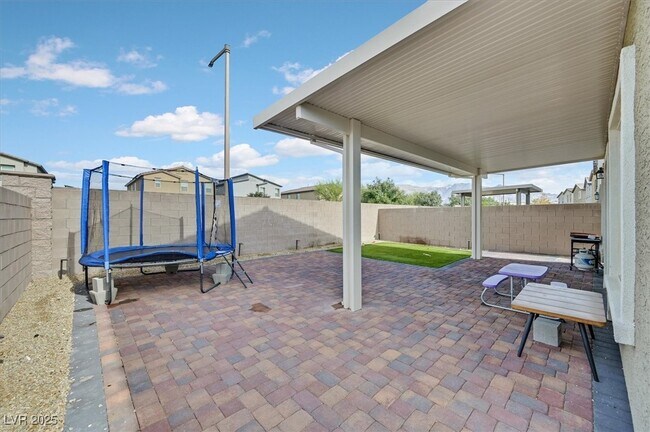 Building Photo - 7807 Rachelis St