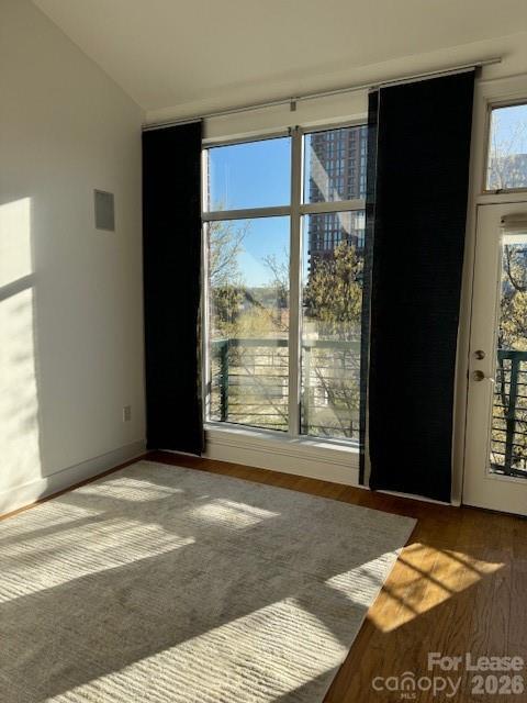 Building Photo - 115 E Park Ave