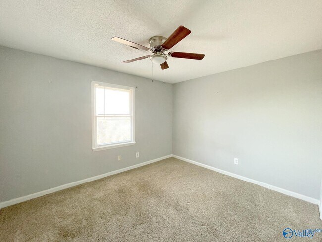 Building Photo - 1507 Halston Cir NW