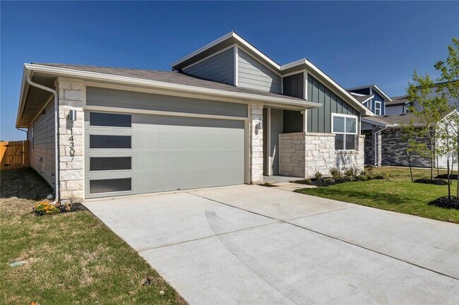 Building Photo - 14307 Macquarie Dr