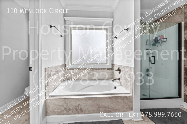 Building Photo - 110 Wenlock Cir
