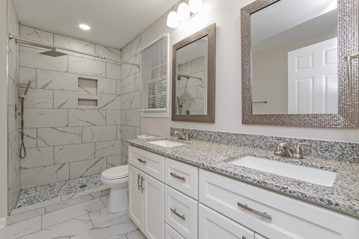 Building Photo - 812 Terrace View Dr