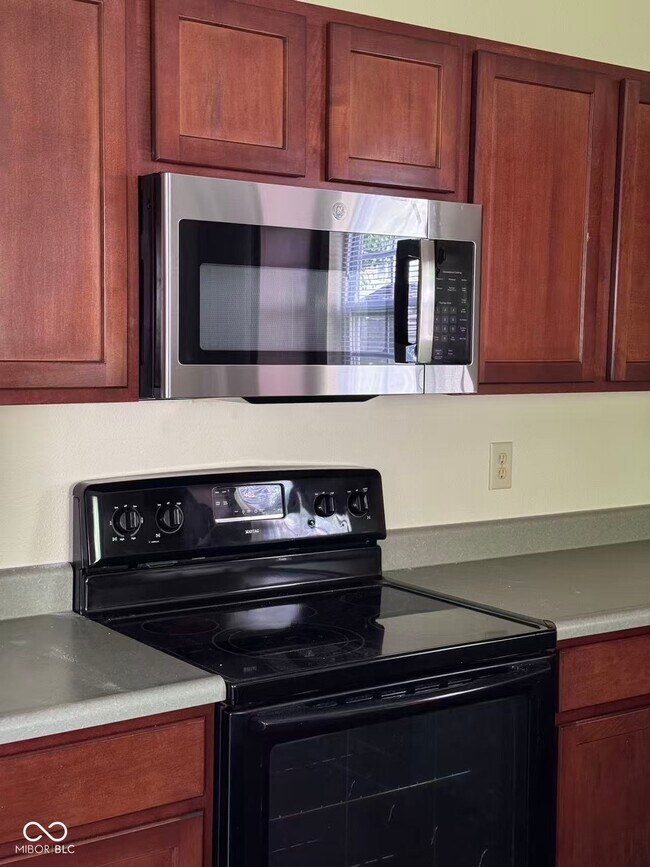 Building Photo - 14457 Orange Blossom Trail