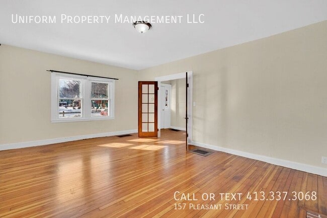 Building Photo - 157 Pleasant St