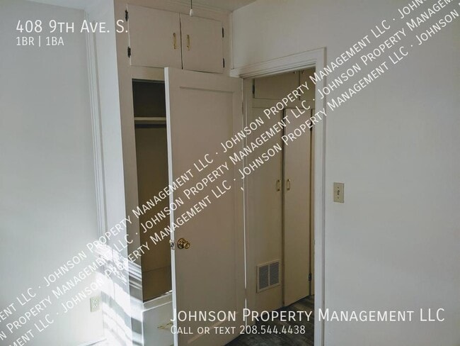 Building Photo - 408 9th Ave S
