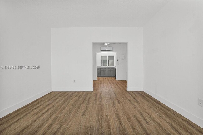 Building Photo - 319 80th St