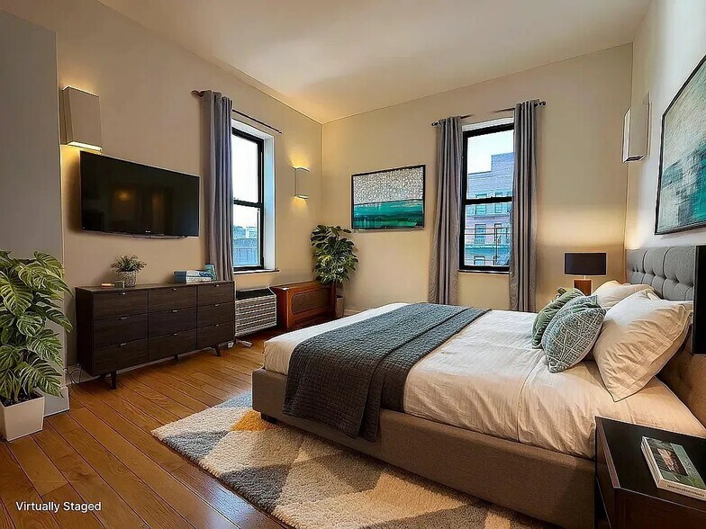 Building Photo - 101 E 116th St