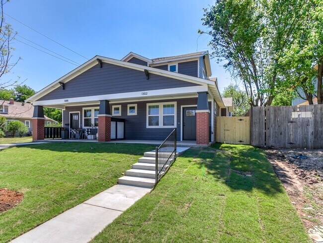 Building Photo - Brand New Duplex + 3 bedrooms + 2 bathrooms + 1 car garage + Prime OKC Location + All Applicances