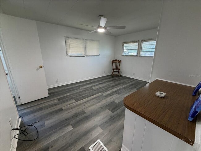 Building Photo - 5221 Beechmont Ave
