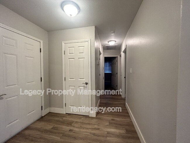 Building Photo - 1316 Sebastian Way