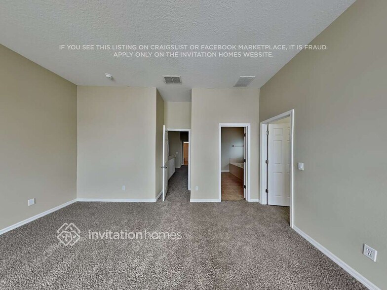 Building Photo - 2101 Cedar Garden Dr
