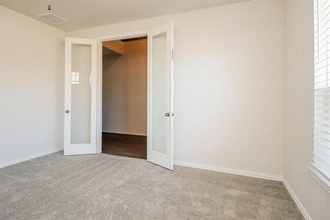 Building Photo - 24323 Huntcliff Dr