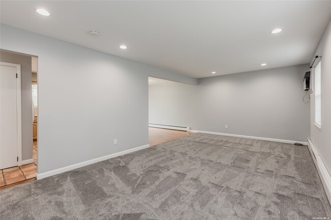 Building Photo - 34 Hazard Ave