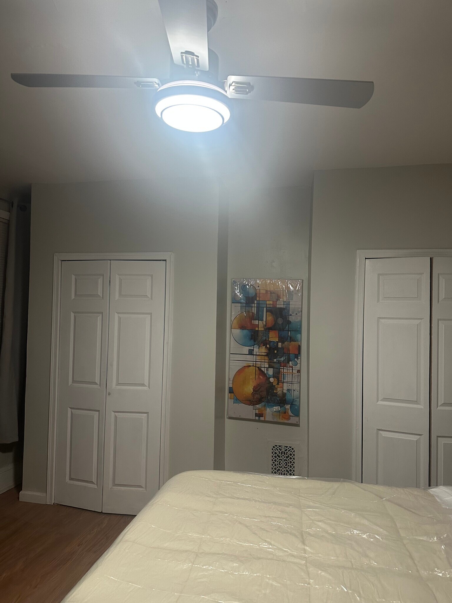 Building Photo - 4911 W Girard Ave