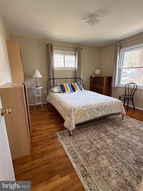 Building Photo - 407 Calvin Ln