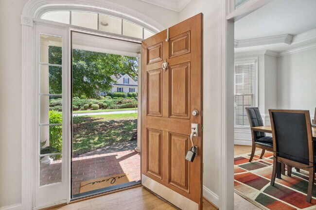 Building Photo - 4 Bed/3 Full Bath Furnished Home in Cary!