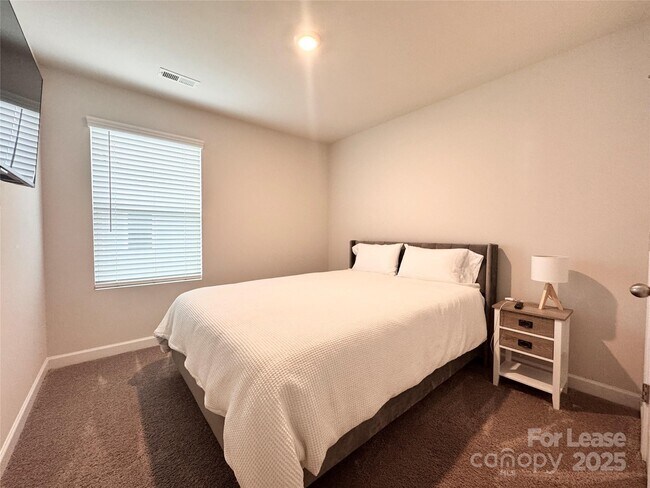 Building Photo - 4513 Millennium Ave