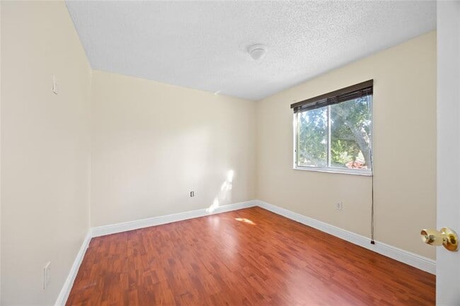 Building Photo - 1851 SW 101st Way