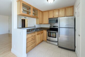 Building Photo - Quiet, Unit in Santee with View!