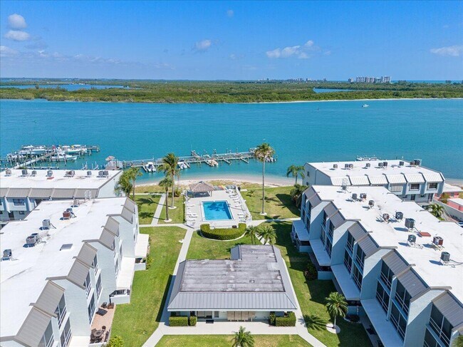 Building Photo - 1300 Seaway Dr