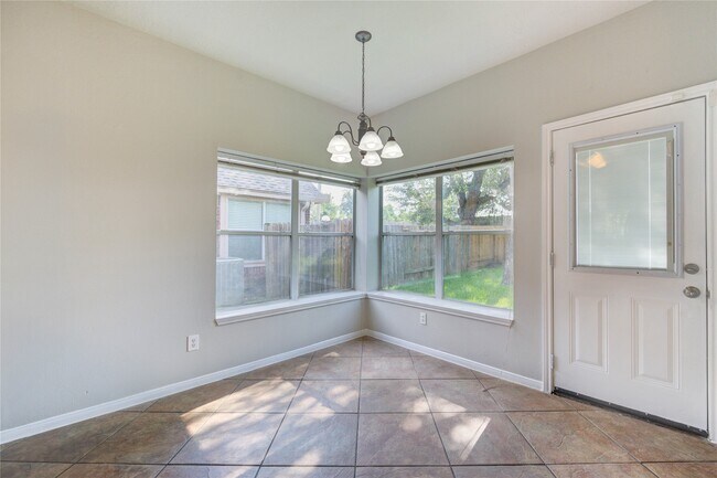 Building Photo - 16814 Benwick Dr