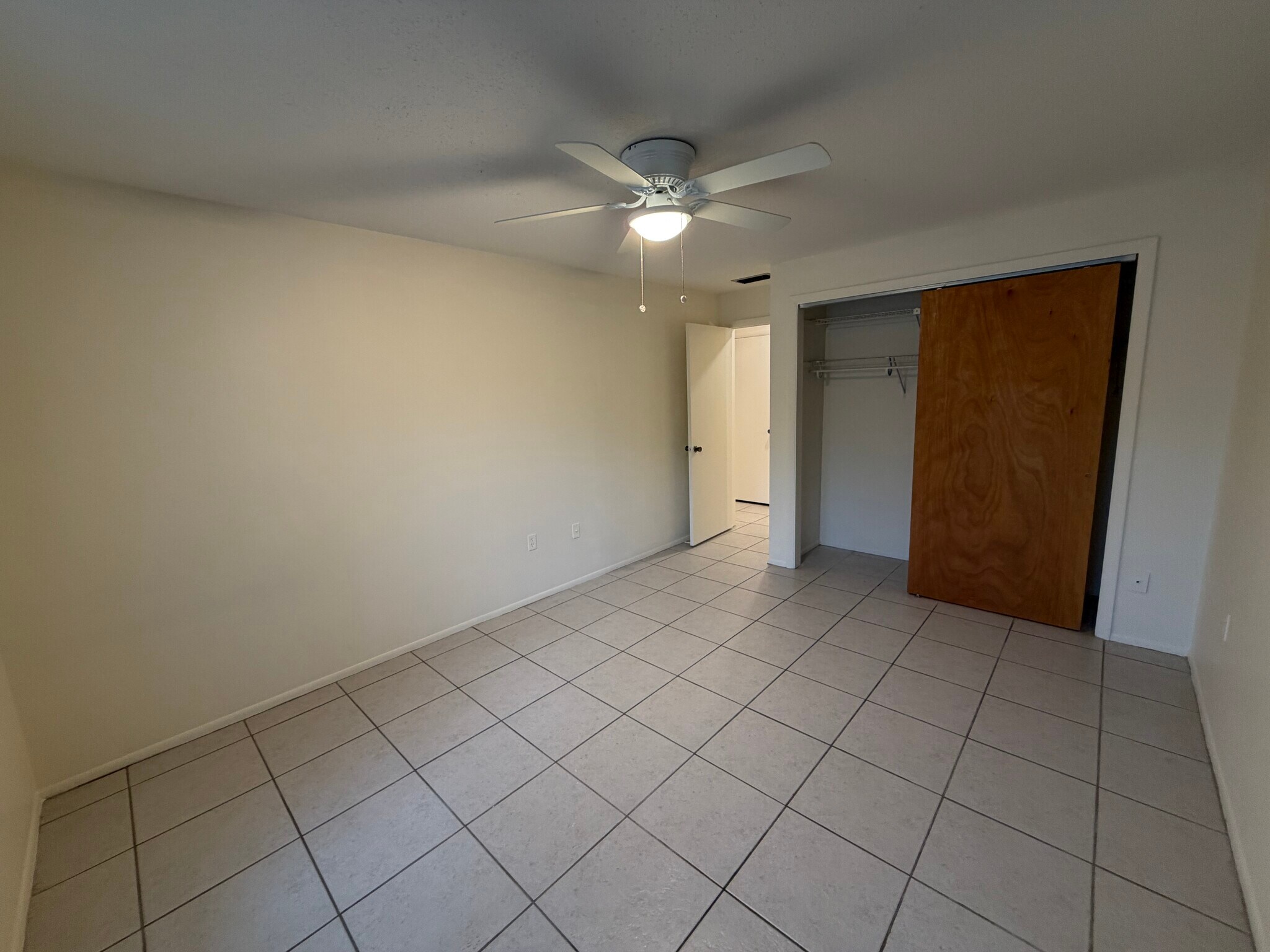 Building Photo - 516 Polaris Loop