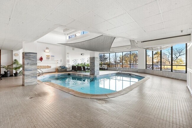 Building Photo - 376 Ocean Ave