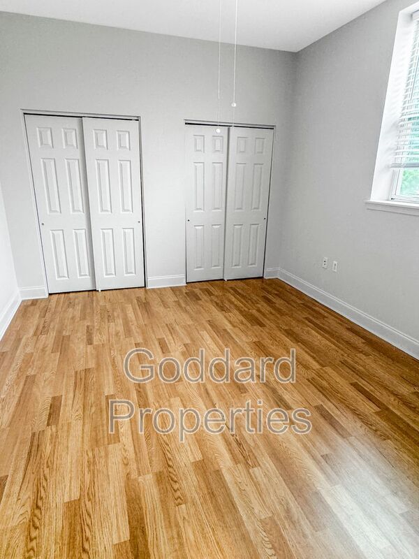 Building Photo - 2205 N Charles St