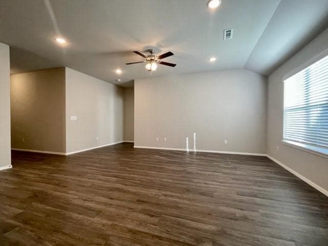 Building Photo - 505 Ashwood St