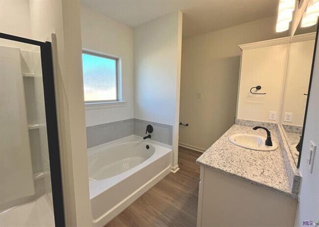 Building Photo - 28335 Merrimack Dr