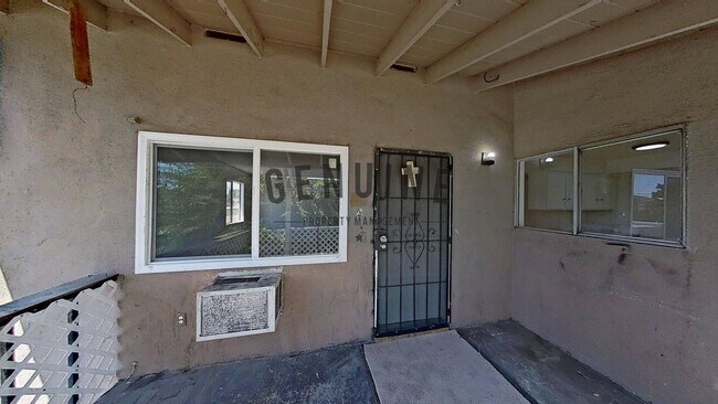 Building Photo - 1415 Cameo Ln