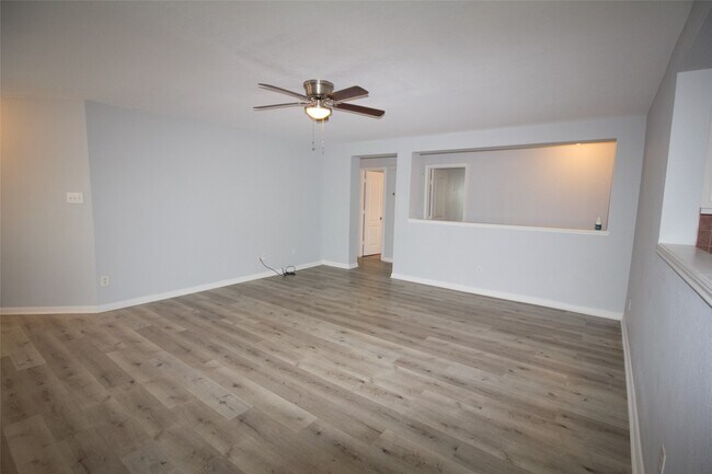 Building Photo - 29523 Legends Stone Dr