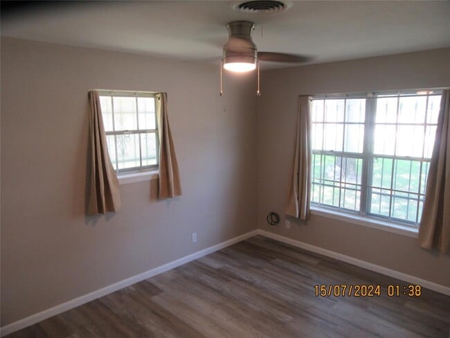 Building Photo - 224 Randy St