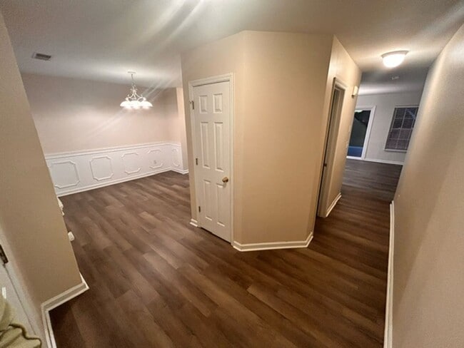 Building Photo - Arbor Oaks Subdivision 4BR 2.5Ba