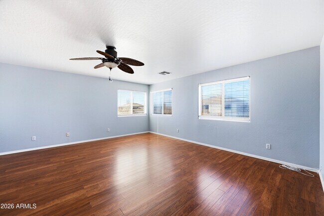Building Photo - 10950 W Royal Palm Rd