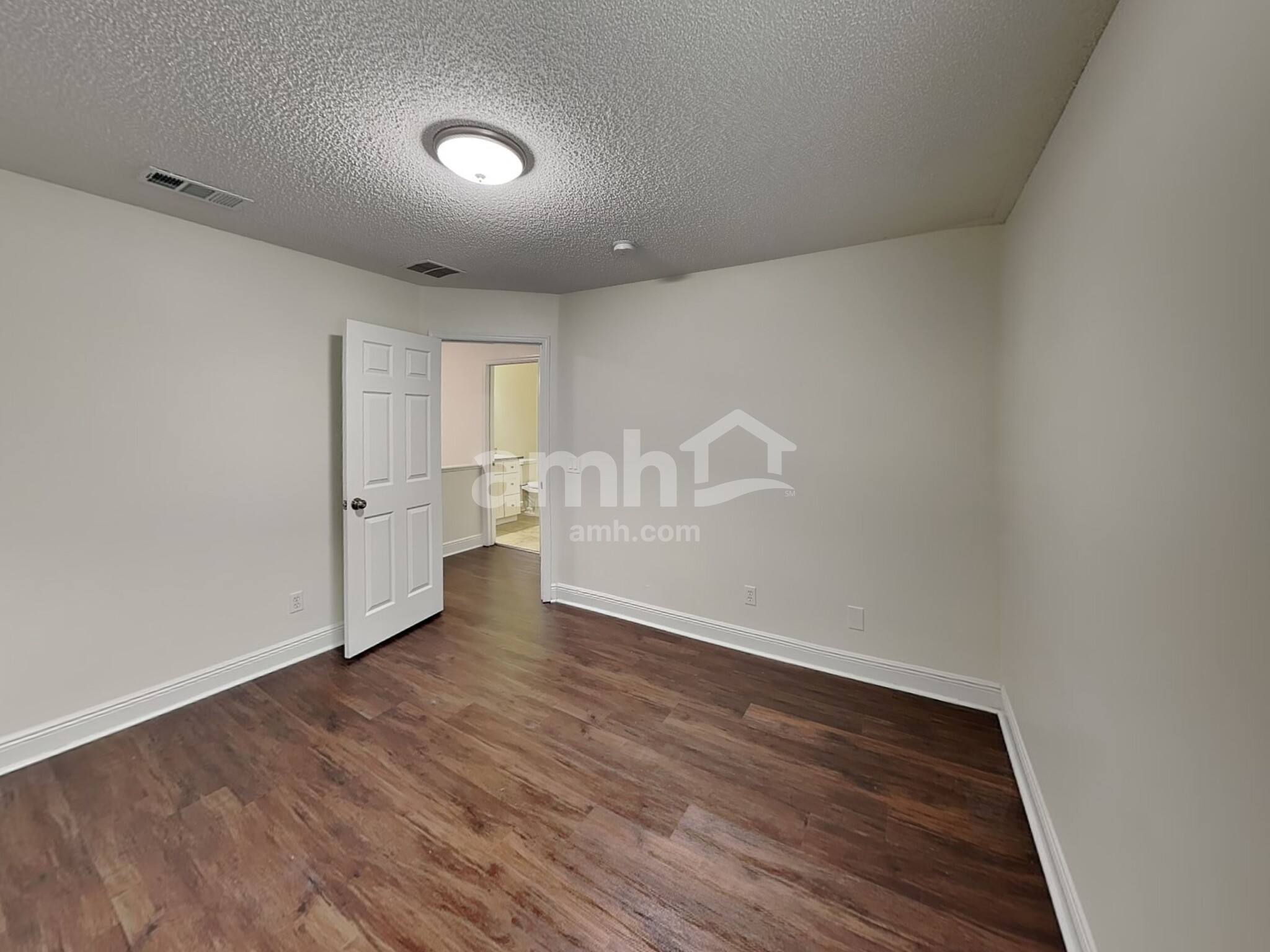 Building Photo - 14513 Kaiser Ct
