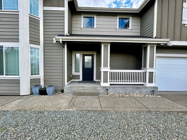 Building Photo - Gorgeous 4 bed 2.5 bath Marysville home