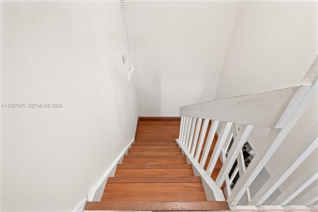 Building Photo - 6211 SW 138th Ct