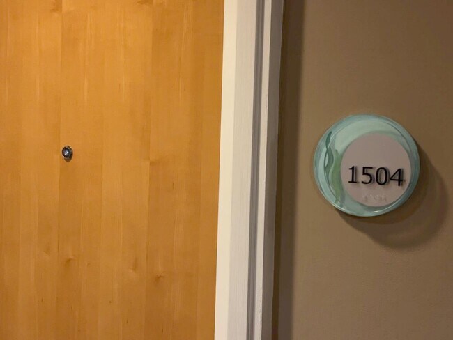 Building Photo - 253 NE 2nd St