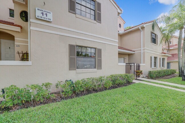 Building Photo - 401 SW 158th Terrace