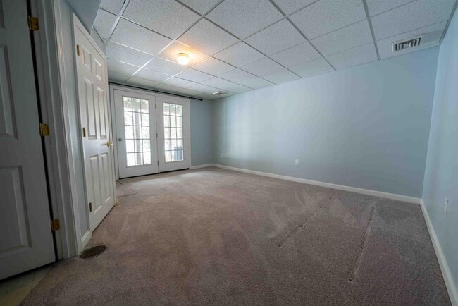 Building Photo - 59 Dicandra Dr