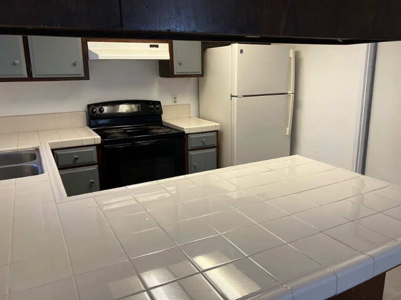 Building Photo - 1339 Princess Dr