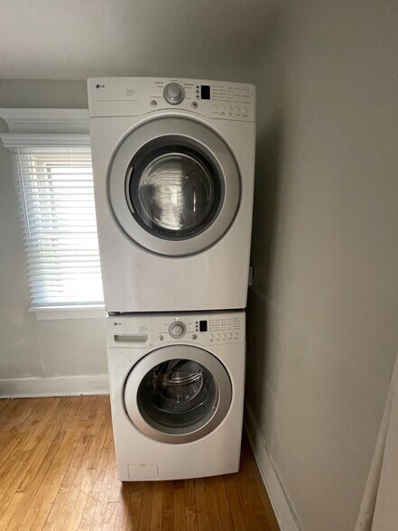 Second floor washer and dryer near bedroom - 1506 N Jefferson St