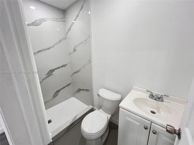 Building Photo - 1838 McKinley St