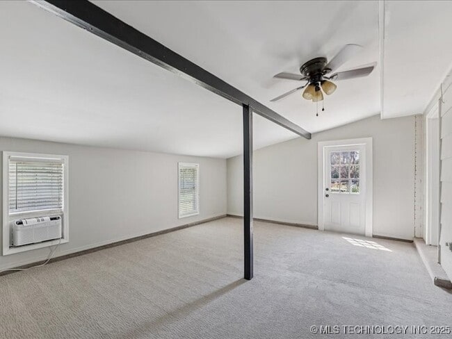 Building Photo - 3001 S Ash Ct
